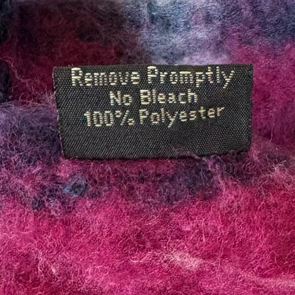 Celtic Ore Designed in Ireland Scarf - Picture 6 of 6